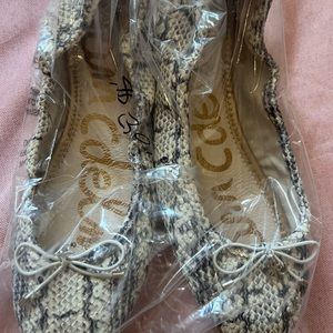 Sam Edelman Flats
